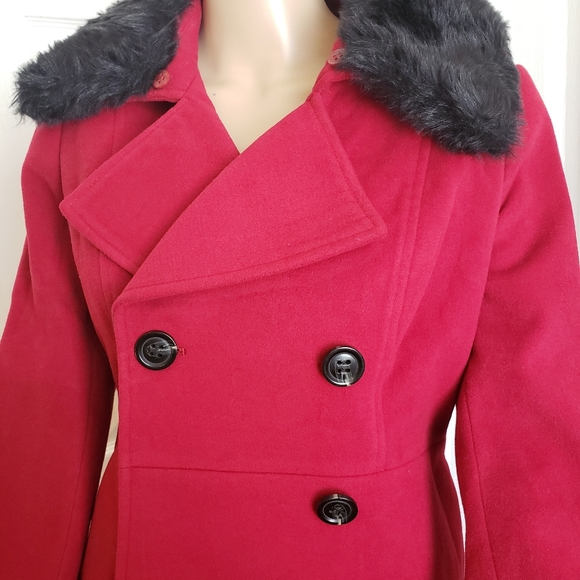 Double Breasted Coat with Faux Fur Trim - Picture 9 of 16